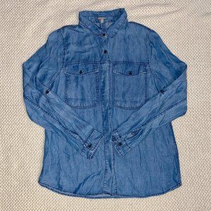 Charlotte Russe Button Down Blue Denim Blouse Size M